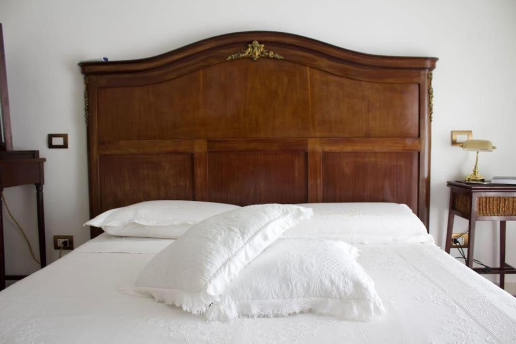 Lux Domus Apartment Бари Екстериор снимка